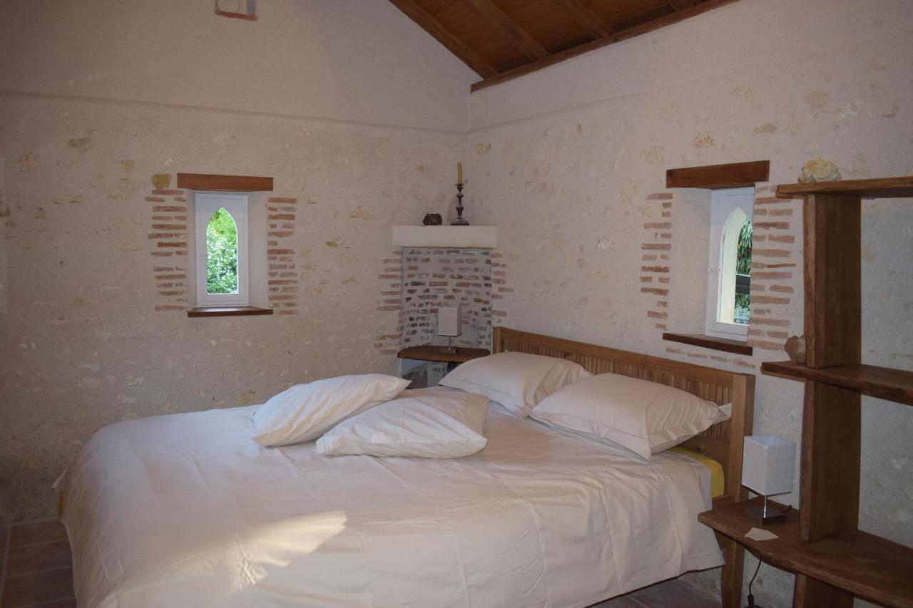 Lapis Domus Bed & Breakfast Francueil Bagian luar foto